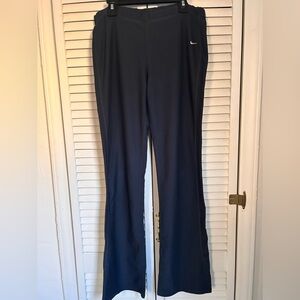 Women’s Nike flare leggings